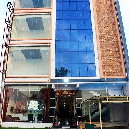 Hotel Gayatri Palace Godarpura Eksteriør bilde