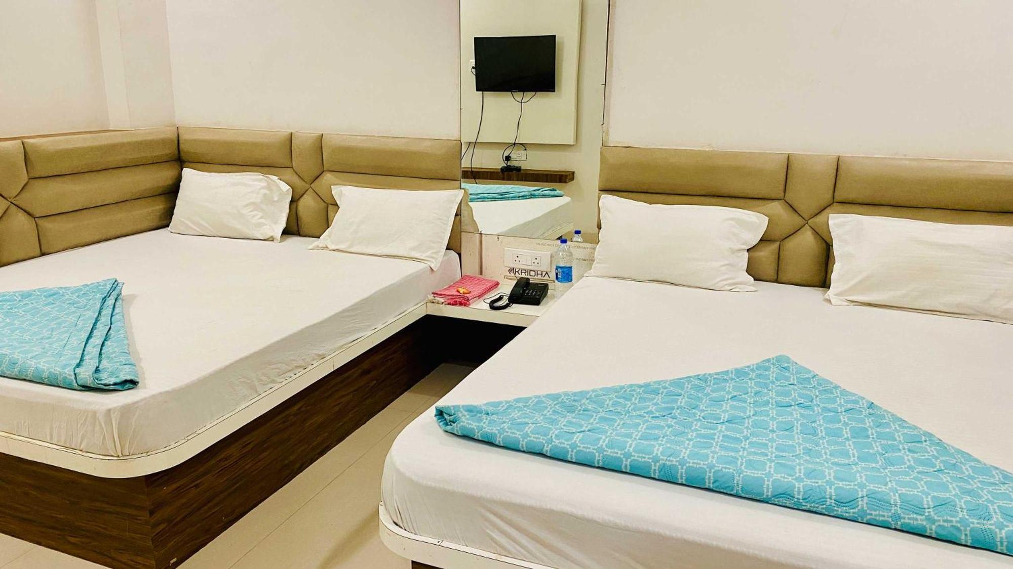 Hotel Gayatri Palace Godarpura Eksteriør bilde