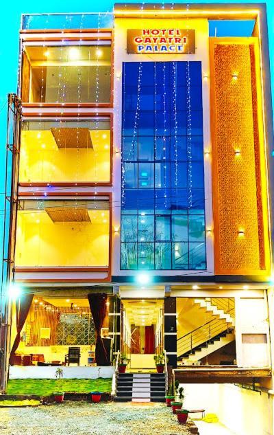 Hotel Gayatri Palace Godarpura Eksteriør bilde